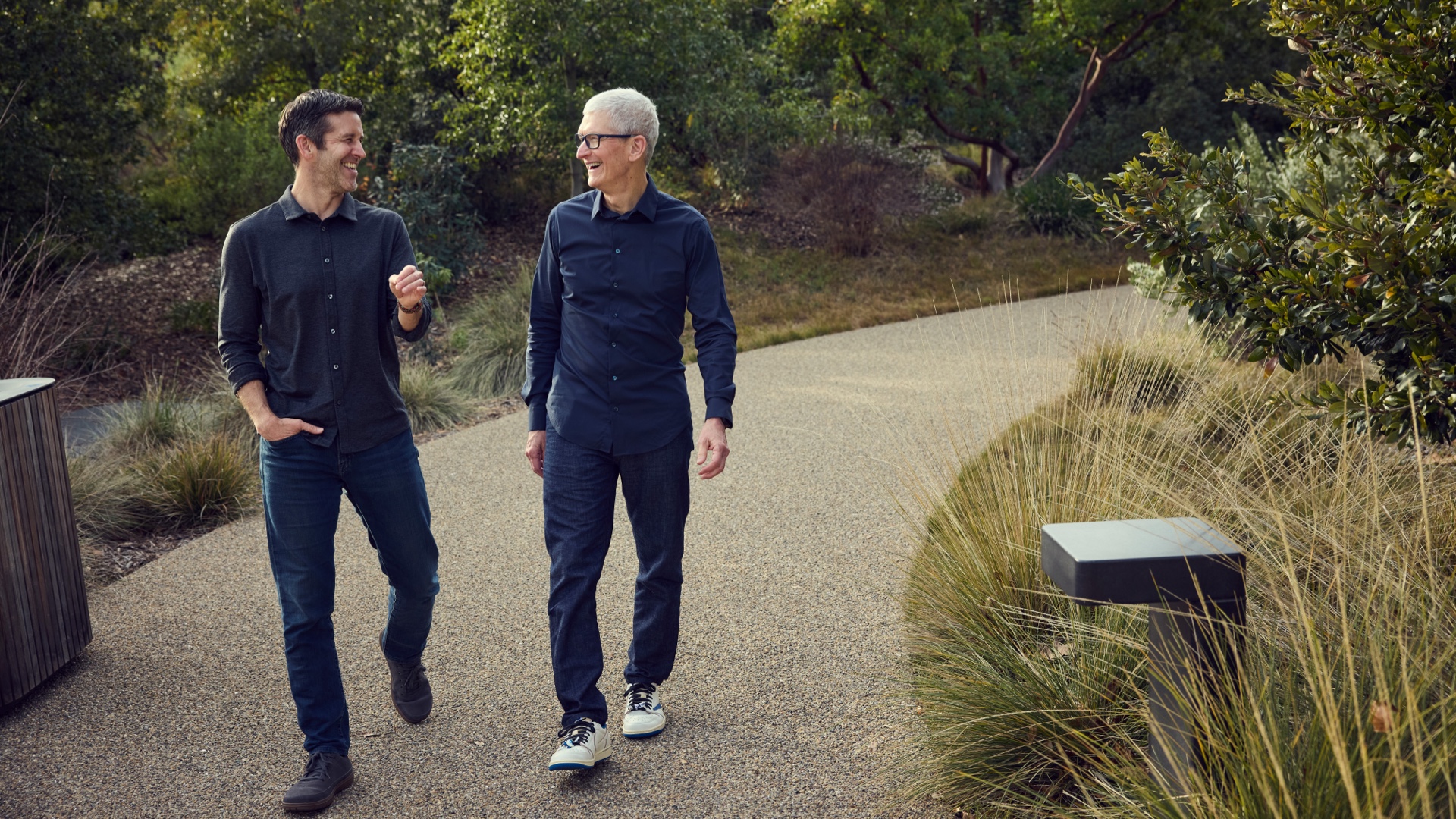 After Cook: What Really Changes When a Hardware Guy Takes the Wheel at Apple